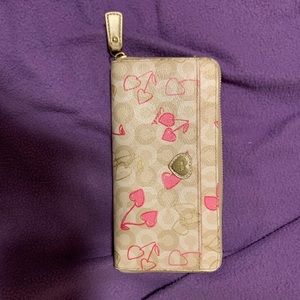 Accordion zip wallet with heart cherry accents
